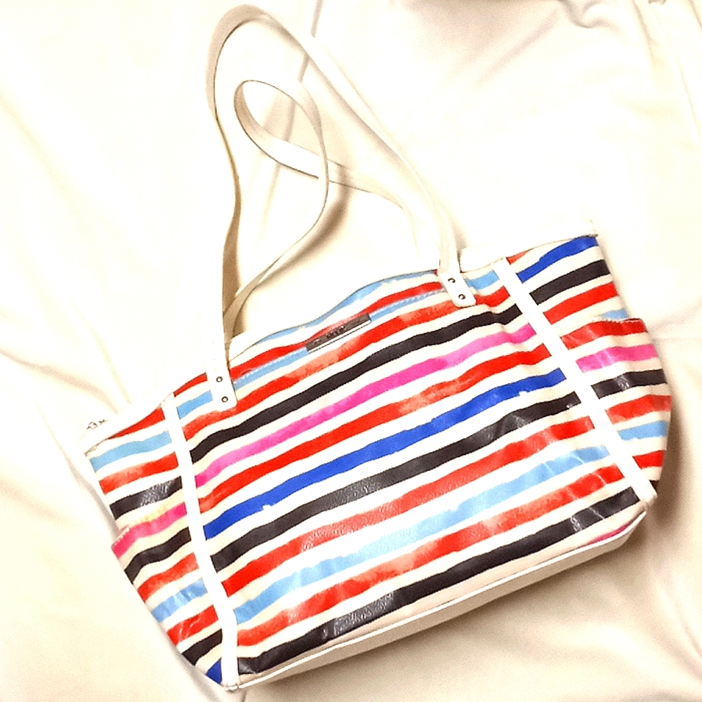 NWOT Relic white striped handbag/shoulderbag
